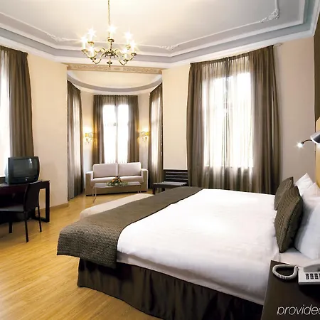 Eurostars Park Maximilian 4*